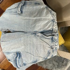 H&M light wash cargo jeans.
